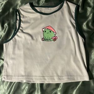 Romwe size L green with cute frog